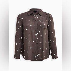 Torrid Skull Lizzie Rayon Crepe Button-Up Long Sleeve Novelty Shirt Size 4 NEW